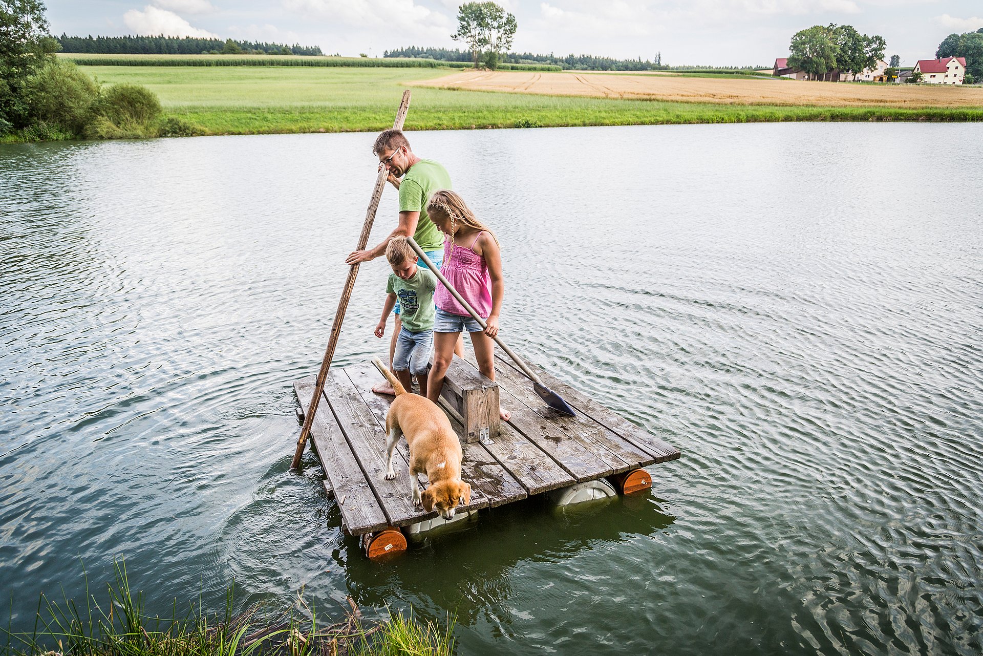 Floßfahrt auf dem Bauernhof