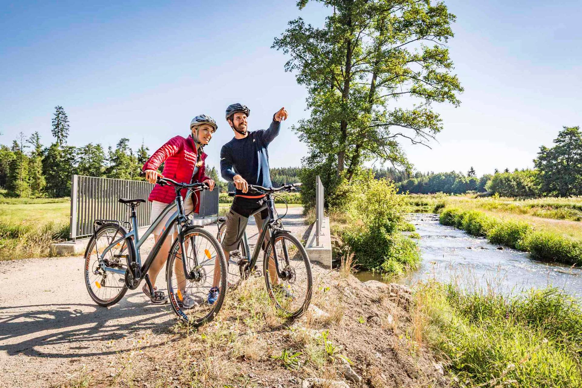 Radler am Waldnaabtal-Radweg