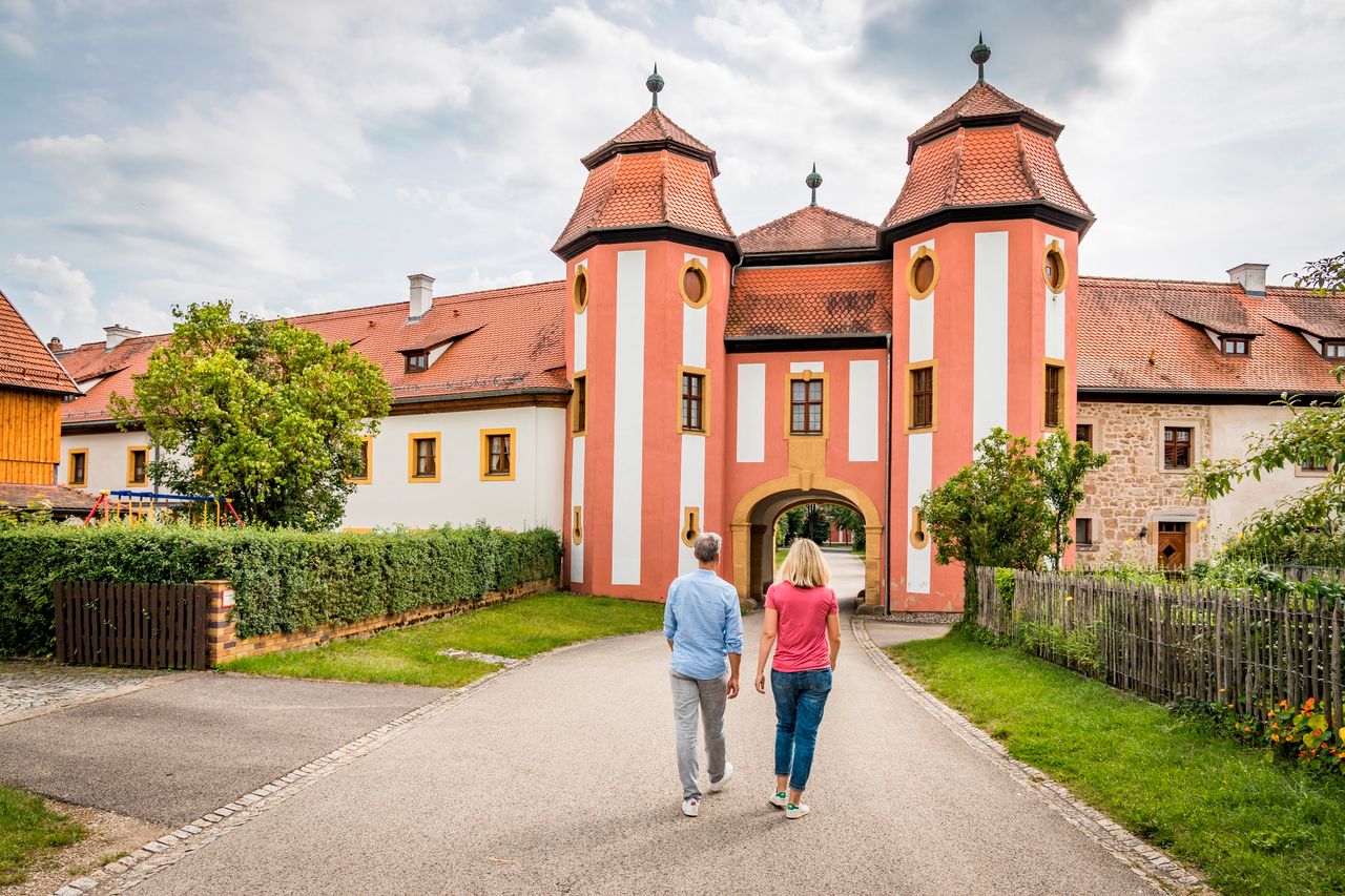 Eingangstor Klosterdorf Speinshart