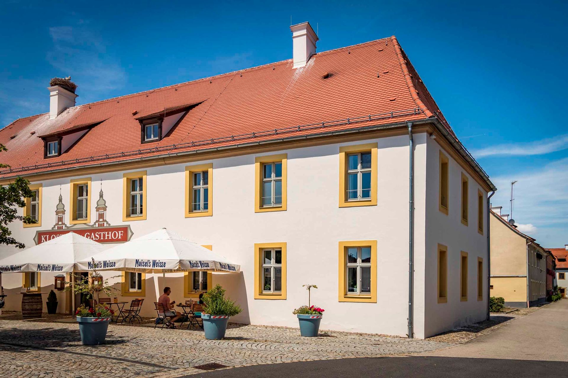 Außenansicht Klostergasthof Speinshart