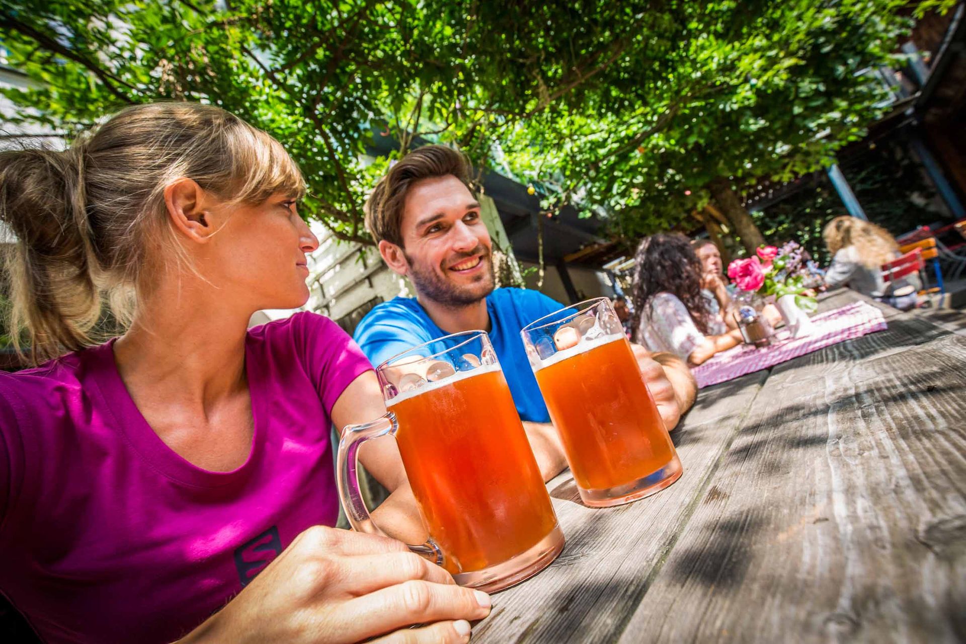 Im Biergarten einer Zoiglstube