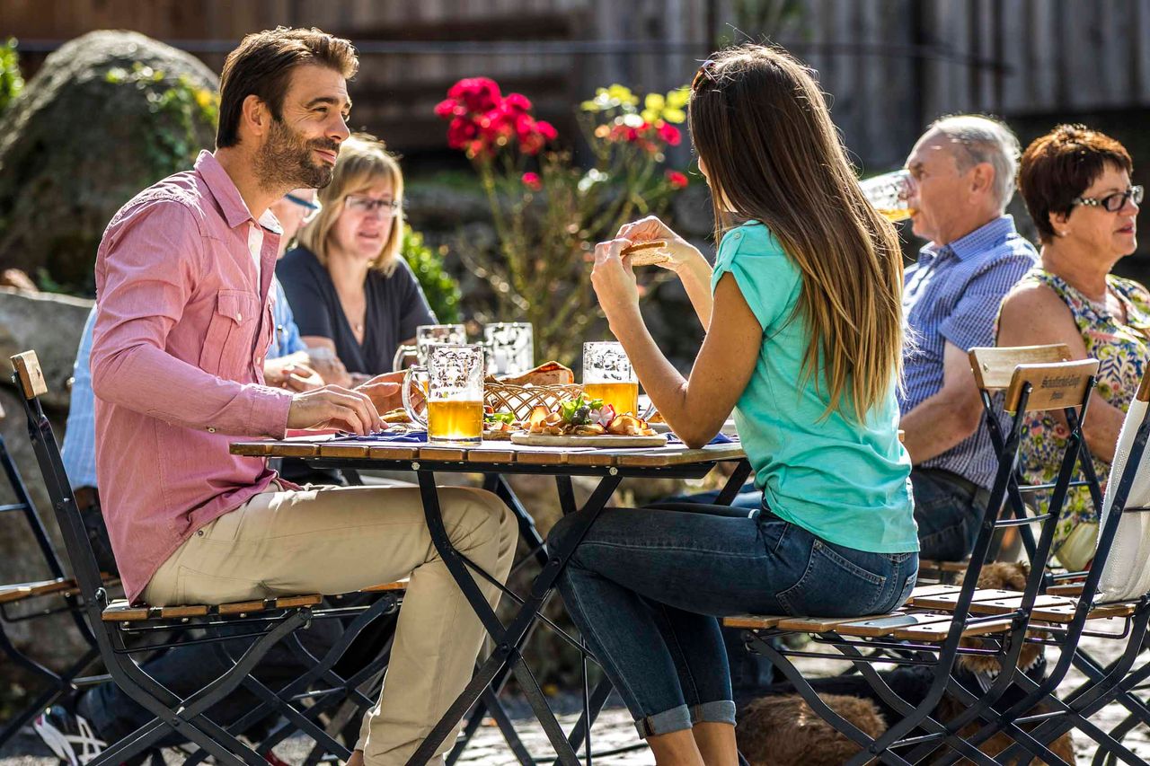 Zoiglgenuss im Biergarten