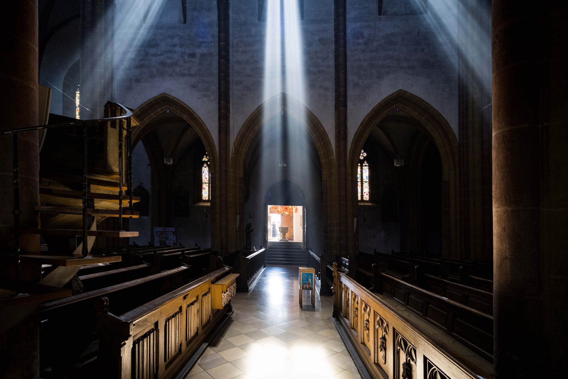 Im Inneren der St. Johannes der Täufer Kirche in Nabburg