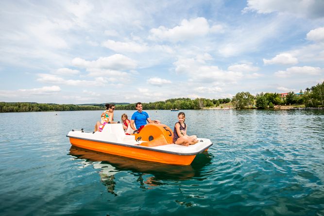 Tretbootfahren am Murner See