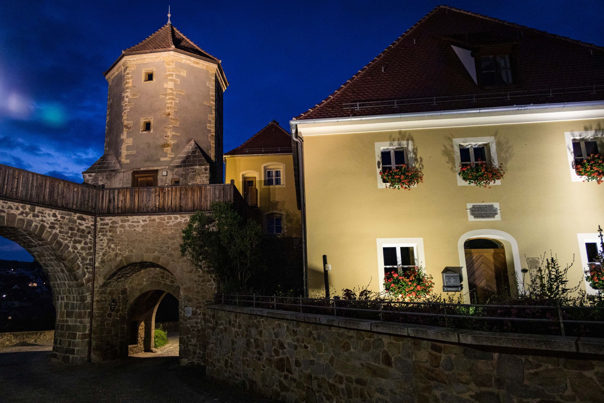 Das Obertor in Nabburg bei Nacht