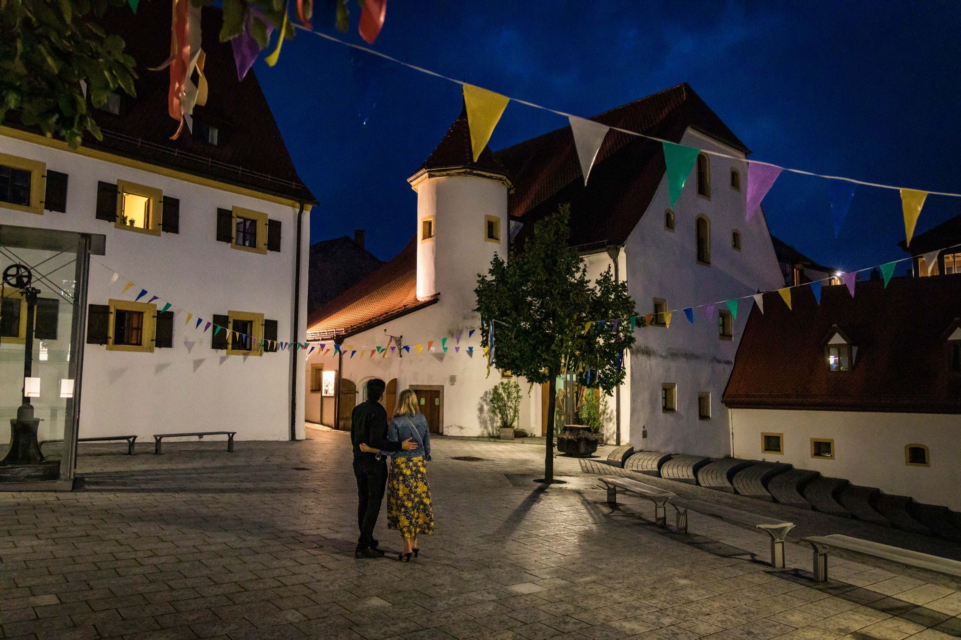 Der Zehentstadel in Nabburg bei Nacht